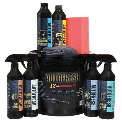 AutoFresh Luxe Autoreinigingsset, 9-delige Autowas Set, Complete Interieur & Exterieur Reinigingsproducten, Inclusief Bekledingreiniger, Velgenreiniger, Autoshampoo, Microvezeldoek, Spons & Emmer